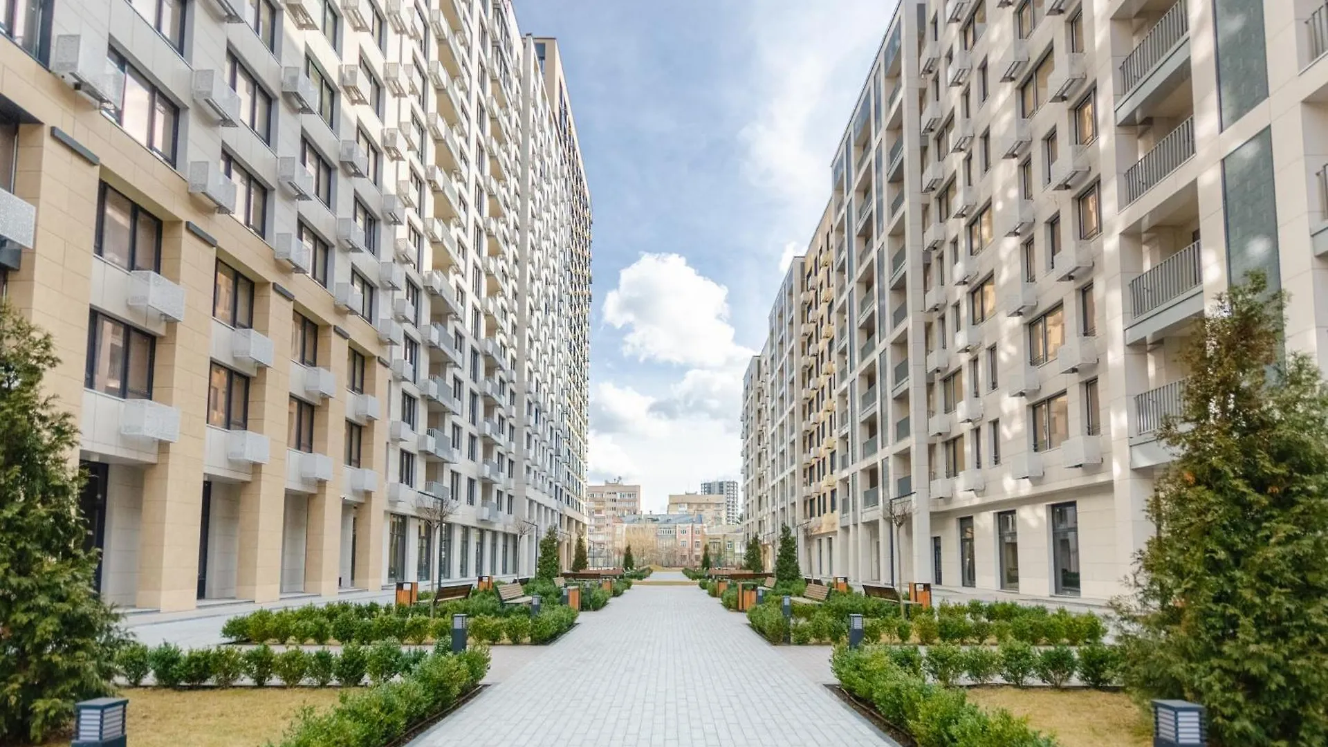 Petrovdom Apartments 9-223 In Rc Yaroslaviv Grad, Bulvarno-Kudriavska 17 Kiev Ukrayna
