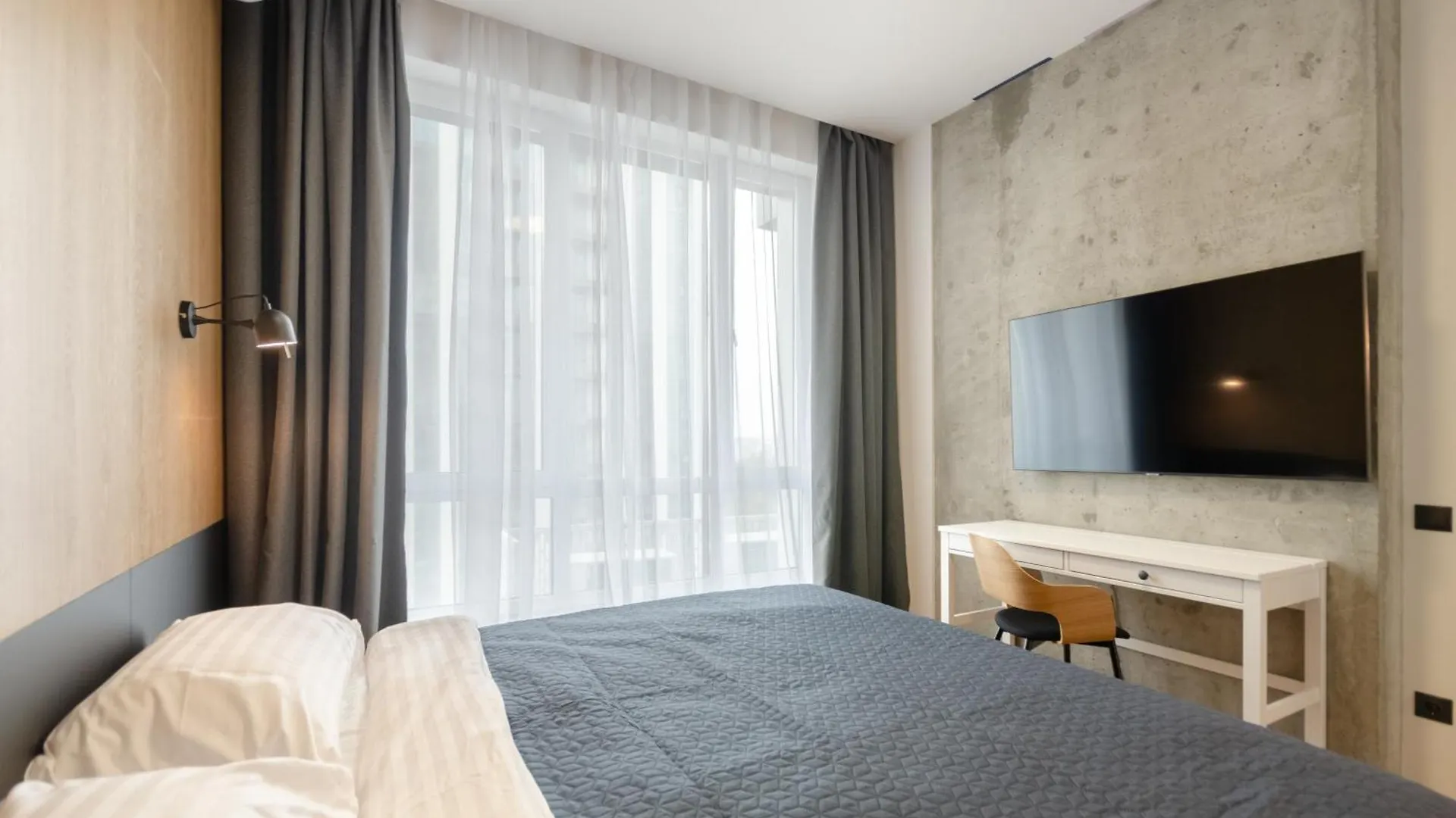 Petrovdom Apartments 9-223 In Rc Yaroslaviv Grad, Bulvarno-Kudriavska 17 Kiev 0*,  Ukrayna